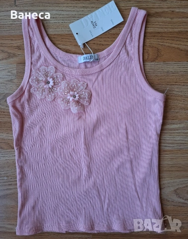 Кокетен потник-нов с етикет