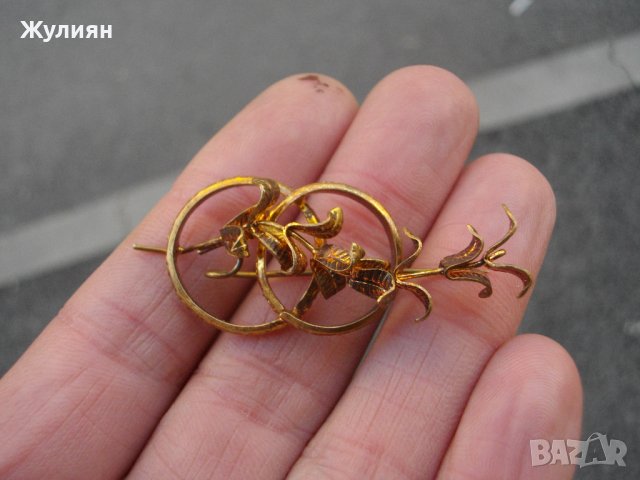 СТАРА ПОЗЛАТЕНА БРОШКА, снимка 1