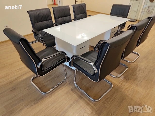 Офис стол от еко кожа 20€. Посетителски естествена кожа 90€ в отлично състояние., снимка 4 - Столове - 52623926