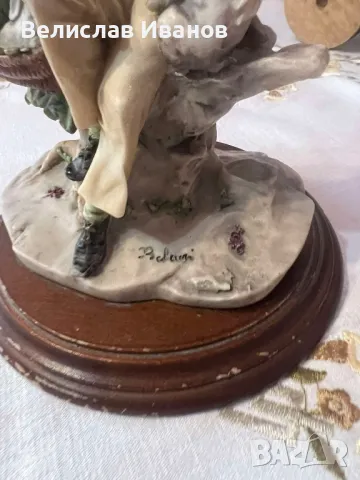 Стара антикварна фигурка Belcari , Capodimonte., снимка 8 - Колекции - 49969542