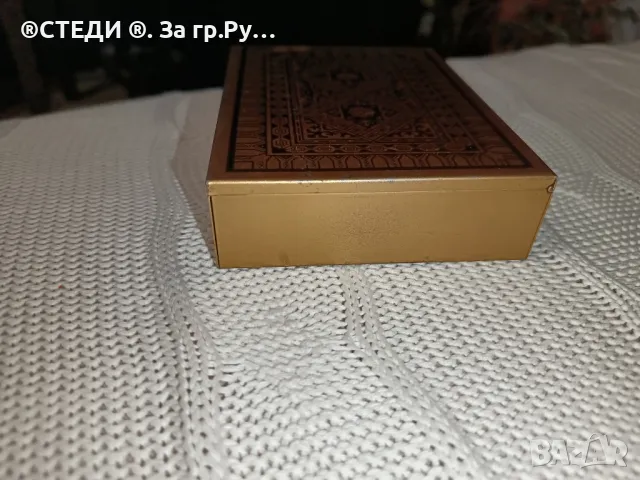 Красива декоративна кутия с златен цвят , снимка 2 - Декорация за дома - 48838724