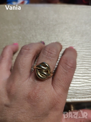 Златен пръстен, снимка 2 - Пръстени - 54306387