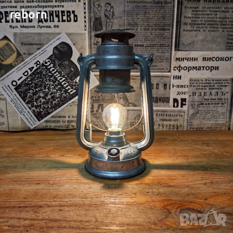 Лампа направена от стар газов фенер., снимка 1 - Настолни лампи - 44528339