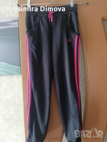 Долнище на Адидас , снимка 4 - Детски анцузи и суичери - 36389939