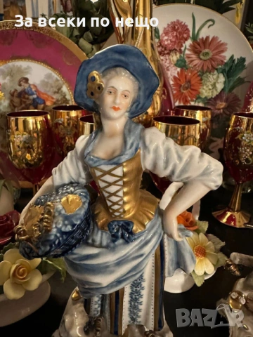 Rudolf Kammer Volkstedt Germany  Circa 1970 “Гроздоберачите” Код P2035, снимка 8 - Декорация за дома - 53941564