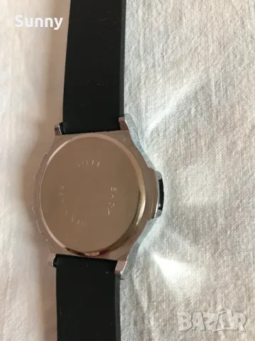 НОВ Луксозен Ръчен часовник марка Hublot , снимка 3 - Дамски - 48370400