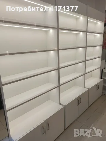 Продавам стелажи