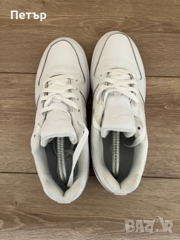 Обувки NIKE EBERNON LOW-№42, снимка 5 - Други - 51801625