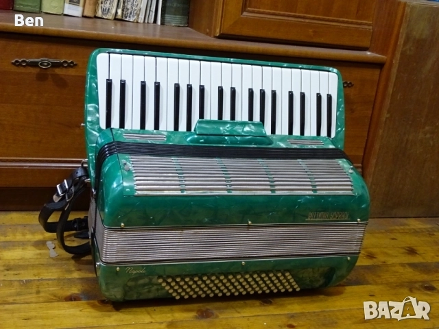 Акордеон Сетимио сопрани Наполи-96 баса, снимка 2 - Акордеони - 52860792
