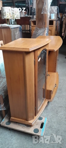 Шкаф с витринка №222, снимка 3 - Шкафове - 53185857