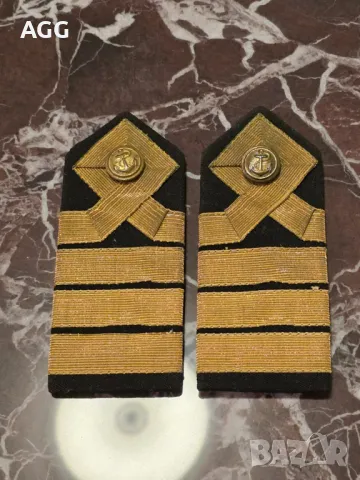 Морски лампази пагони и вензел - капитан далечно плаване /капитан-пилот, снимка 3 - Антикварни и старинни предмети - 40002052