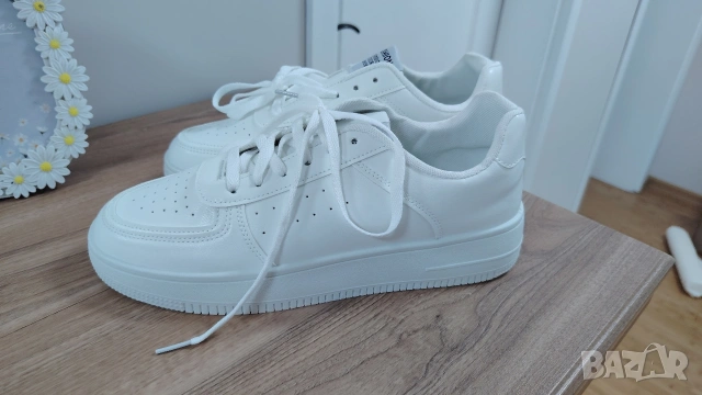 нови кецове/41/42, снимка 2 - Спортни обувки - 54017310