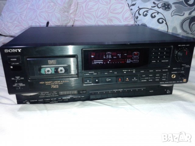Sony DAT Recorder-75ES