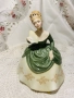 порцеланова статуетка , снимка 5