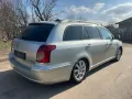 Toyota Avensis 2.2 D-CAT на части , снимка 6