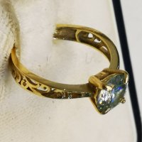 Дамски златен 585 пръстен с брилянт, снимка 5 - Пръстени - 30091654