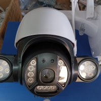 Въртяща се WiFi безжична IP камера 5MP FULL-HD iCSee V380pro  с мощни LED прожектори, снимка 1 - IP камери - 39579561