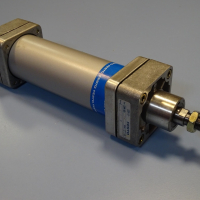 Пневматичен цилиндър Festo DN 63-150 PPV double acting Rod cylinder, снимка 1 - Резервни части за машини - 44615042