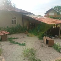 Продава или заменя къща в Айдемир, снимка 3 - Къщи - 36990483