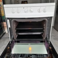 Готварска печка Voss Electrolux, 4 зони за готвене, стъклокерамичен плот, вентилатор , снимка 2 - Печки, фурни - 39323517