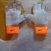 Мъжки Футболни ръкавици NIKE раэмер 10 , снимка 2 - Футбол - 29664597