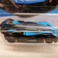 💕🧸 Hot Wheels Bugatti Bolide, HW Exotics 6/10 [Black/Blue], снимка 2 - Колекции - 44324823
