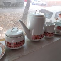 Стар български порцеланов сервиз за чай, снимка 3 - Антикварни и старинни предмети - 34349003