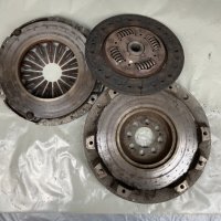 Маховик за Мазда 323Ф перфектен Mazda 323F 2.0d 101к.с, снимка 2 - Части - 38676991