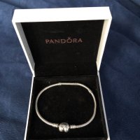 Pandora  оригинална гривна, снимка 1 - Гривни - 36751240