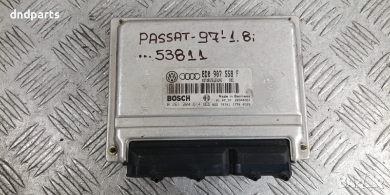 Компютър VW Passat 1.8i 1997г. 8D0907558F 0261204614	, снимка 1