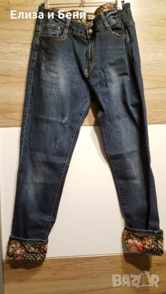 дънки с флорални елементи, снимка 1