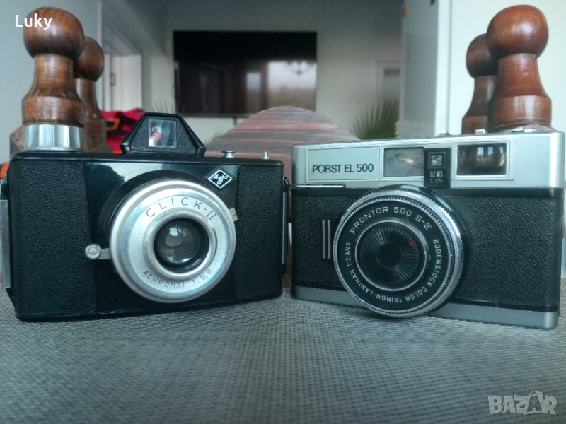 Продавам стари фотоапарати-2 броя.ФРГ(немски).Обявената цена е за двата., снимка 1