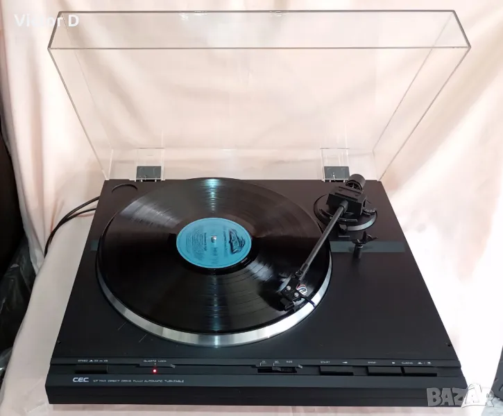 C.E.C. ST 750 - Грамофон Direct Drive, снимка 1