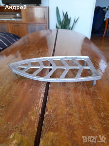 Стара поставка за ютия #6, снимка 1