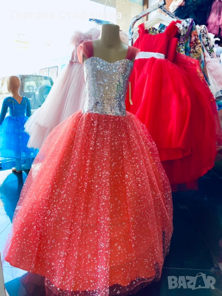 👗Празнична рокля с пайети,брукат и обръч !👗🎀 Размери -98,104,110,116,128,140 Цена -58 лв, снимка 1