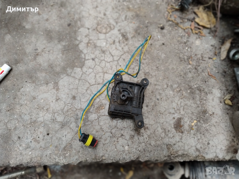 Моторче Клапи Парно За Рено Клио 2 2003г / Renault Clio 2 2003y, снимка 1