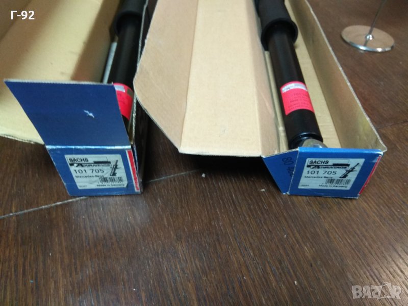 101705**NEU**SASHS**W123**Амортисьор газов** отпред**, снимка 1