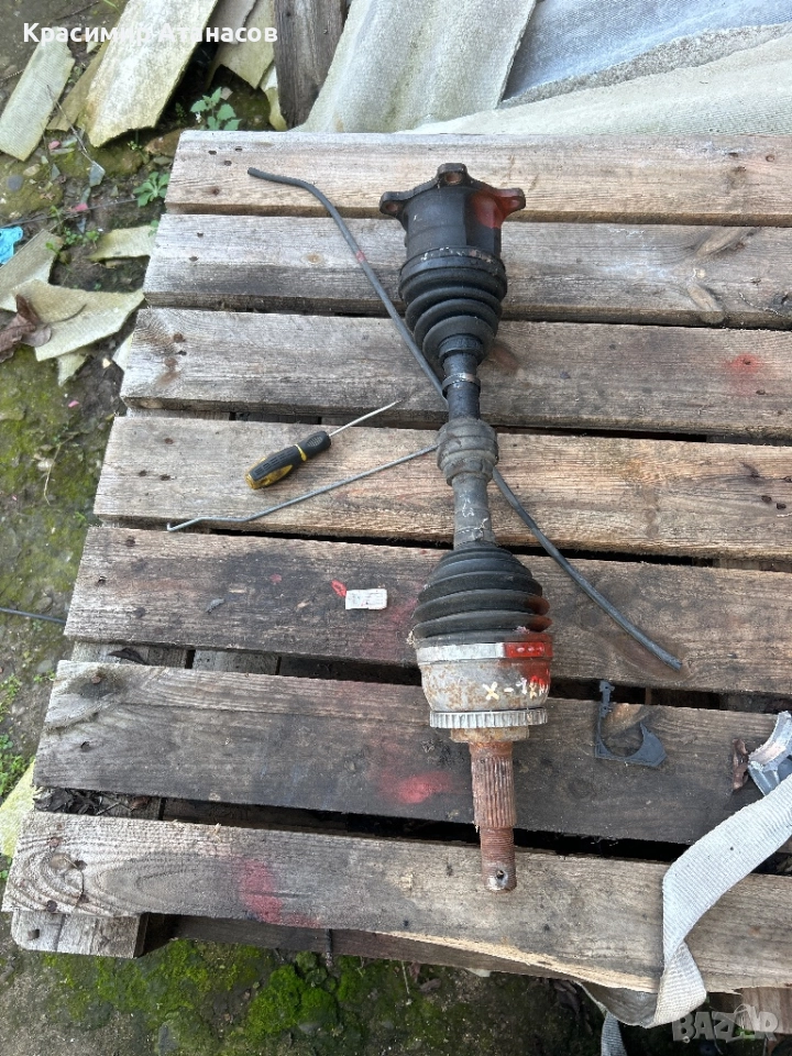 Полуоска предна дясна за Нисан х-трейл T30. , снимка 1