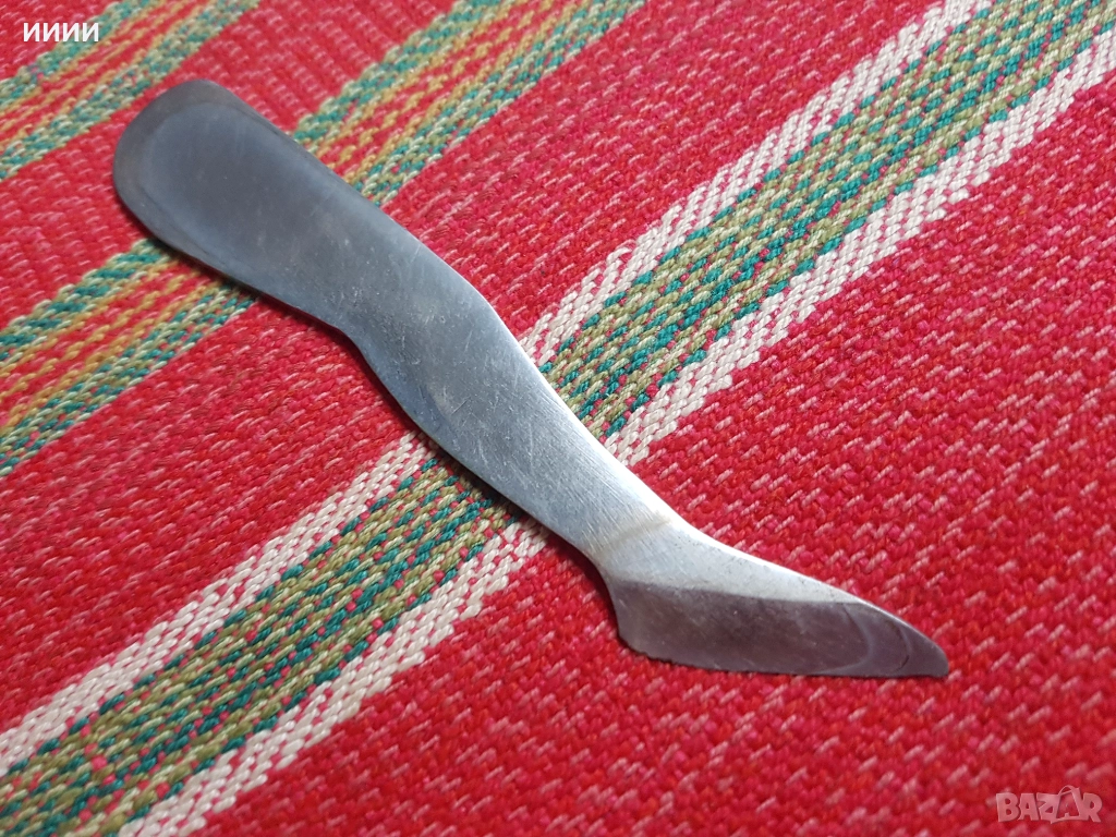 Нож женски крак, снимка 1