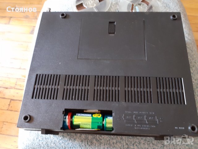 AIWA SOLID STATE RADIO TAPE RECORDER TPR 102 Japan, снимка 10 - Радиокасетофони, транзистори - 38122910