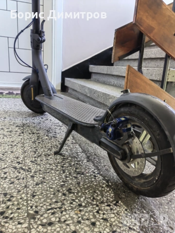 Електрическа тротинетка Xiaomi mi 2, снимка 7 - Скейтборд, ховърборд, уейвборд - 54328091