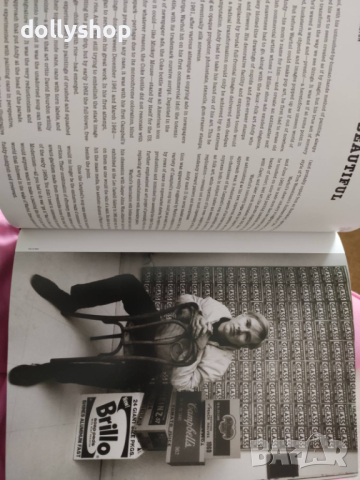 Биографична Книга за Andy Warhol "Giant" Size 75лв, снимка 7 - Художествена литература - 44744077