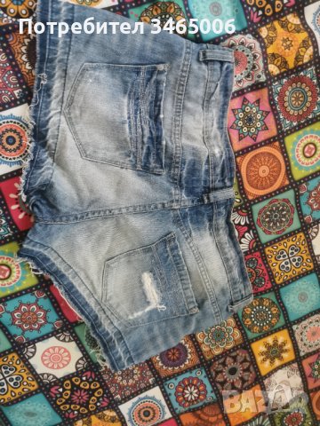 Къси дънкови панталонки, снимка 3 - Къси панталони и бермуди - 37822271