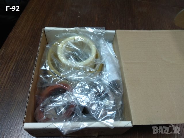 A0003500405**NEU**LKW**РЕМОНТЕН КОМПЛЕКТ ЗА" ЛЯСТОВИЦАТА" НА**Mercedes-Benz**( 1625-8, 1720, 2527