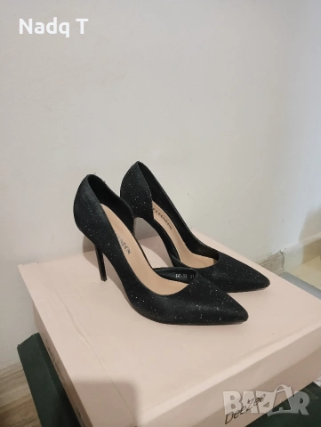 Обувки на висок ток 