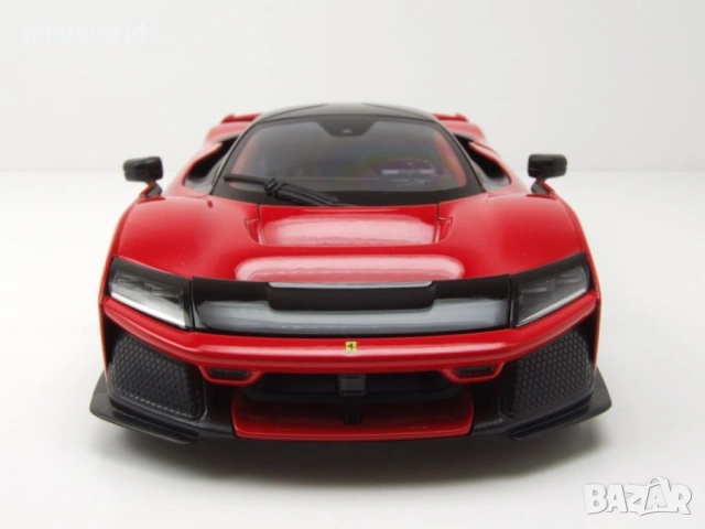 Ferrari F80 2024 - мащаб 1:18 на bBurago моделът е нов в кутия, снимка 7 - Колекции - 54331077