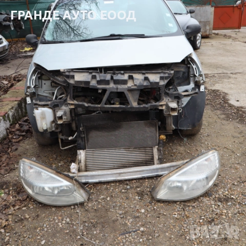 Рено меган Сценик 1.9дци 120 к.с.2003 г.Само на части, снимка 2 - Автомобили и джипове - 53006020