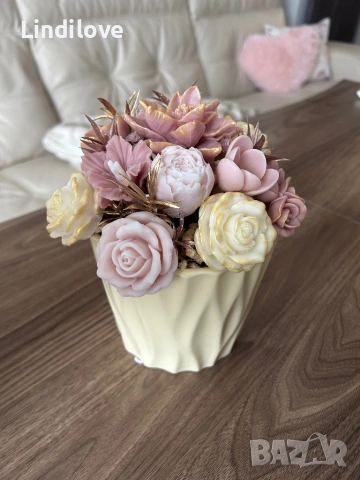 Цветя от соев восък , снимка 7 - Декорация за дома - 53950002