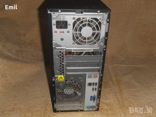 Продава настолен компютър, снимка 2 - За дома - 30009509