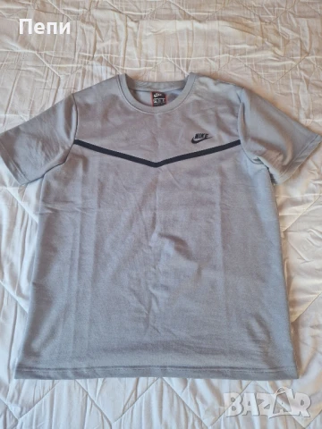 Екип Найк размер L
